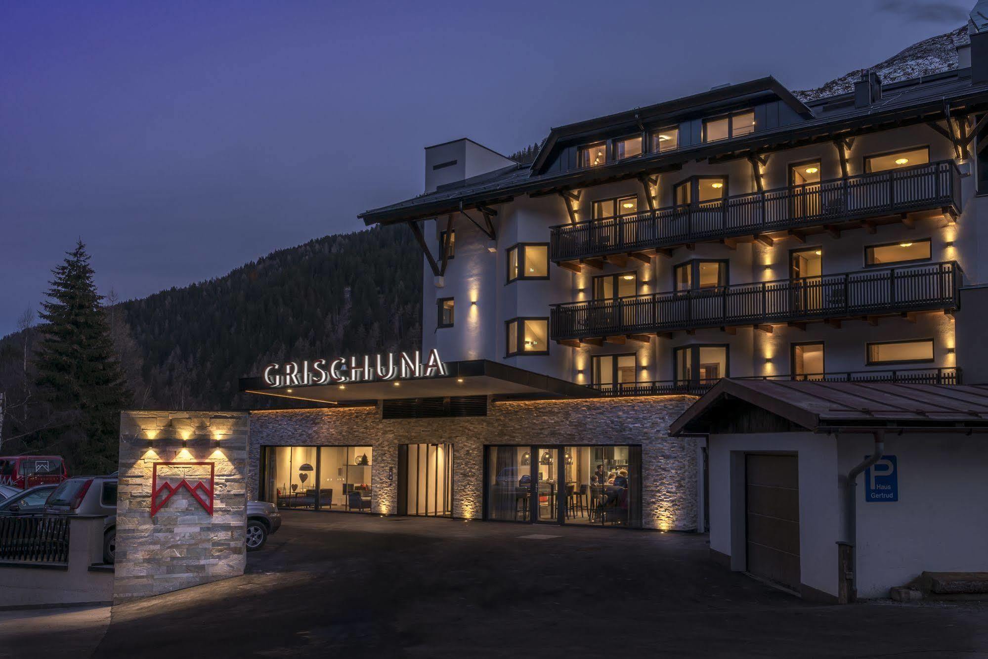 Heart Hotel Grischuna Sankt Anton am Arlberg Ngoại thất bức ảnh